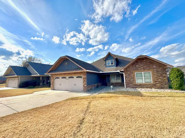 61 Boulder Dr, Pike Road, AL 36064