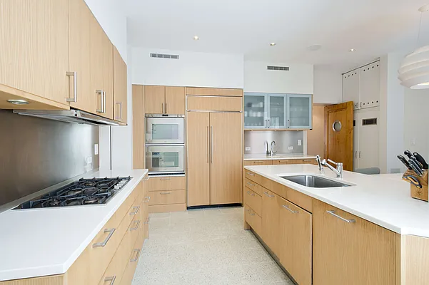 Sold by Brown Harris Stevens | media 4
