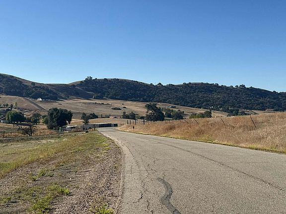 5th image of 77618 Ranchita Canyon Rd