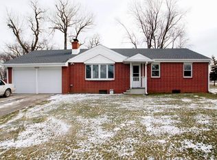 4405 N 6th St, Carter Lake, IA 51510