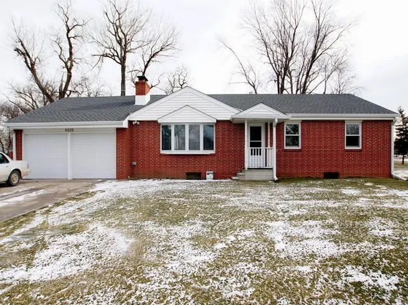4405 N 6th St, Carter Lake, IA 51510