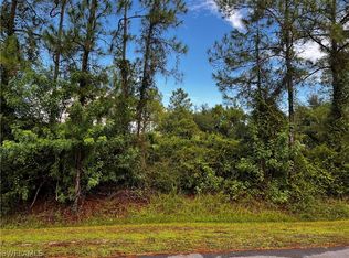 2317 Columbus Ave, Alva, FL 33920