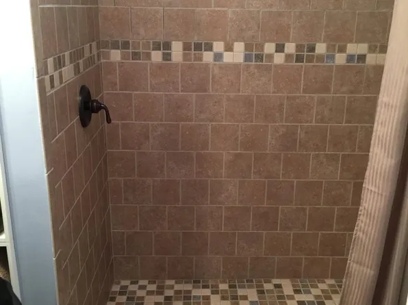 101 Berry Ave, Gulf Breeze, FL 32561