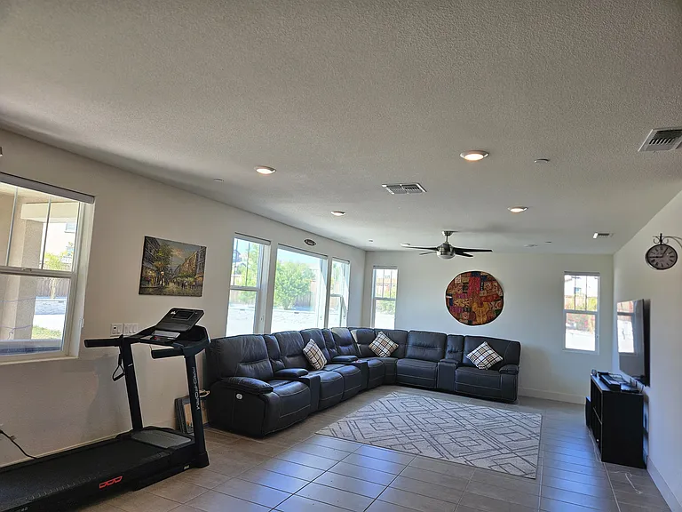 6599 Redbloom Ct — Photo 11