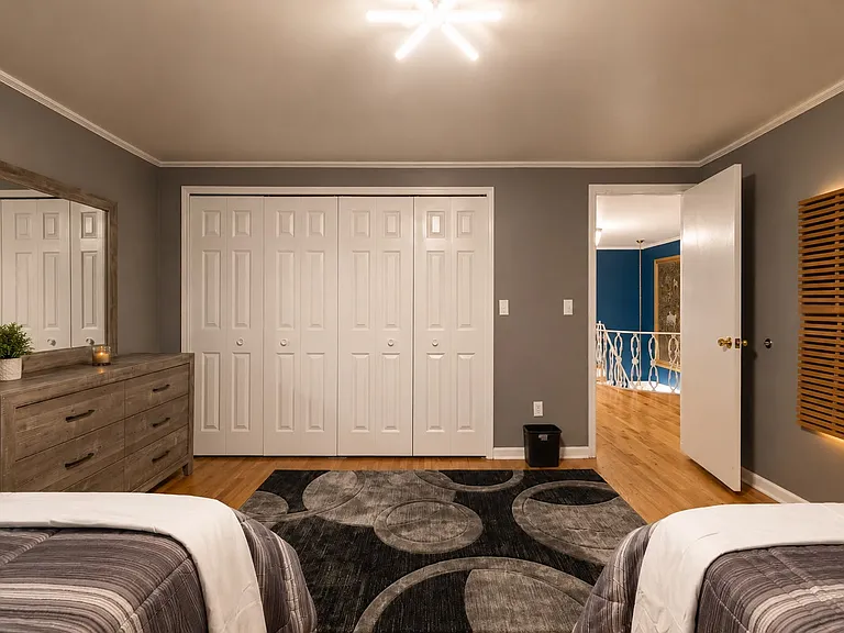 25795 Livingston Cir — Photo 32
