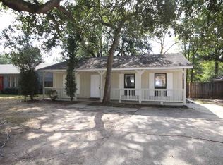3961 Elmcrest Dr, Pensacola, FL 32504