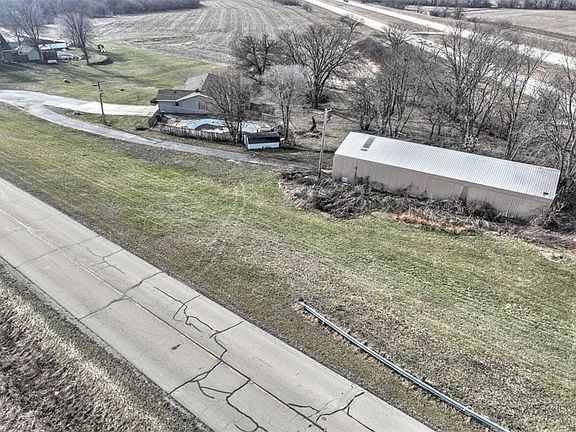 4th image of 3741 N Bearsdale Rd