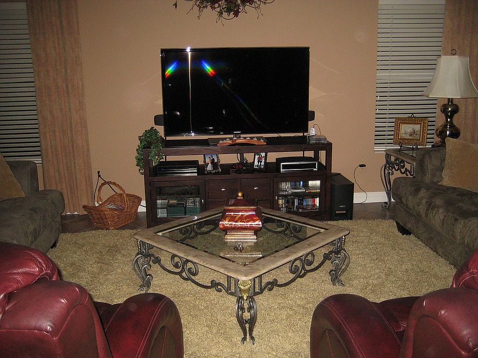 Living/Entertain Room