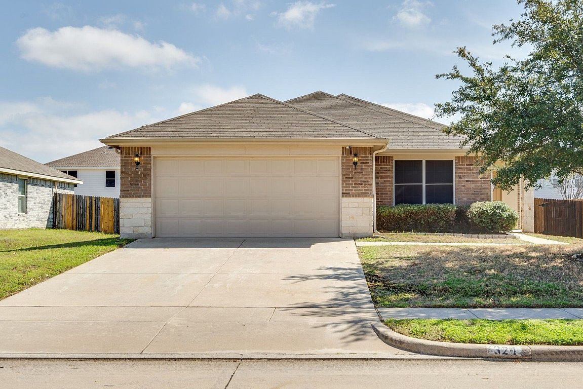 324 Saddlebrook Dr, Krum, TX 76249 Zillow