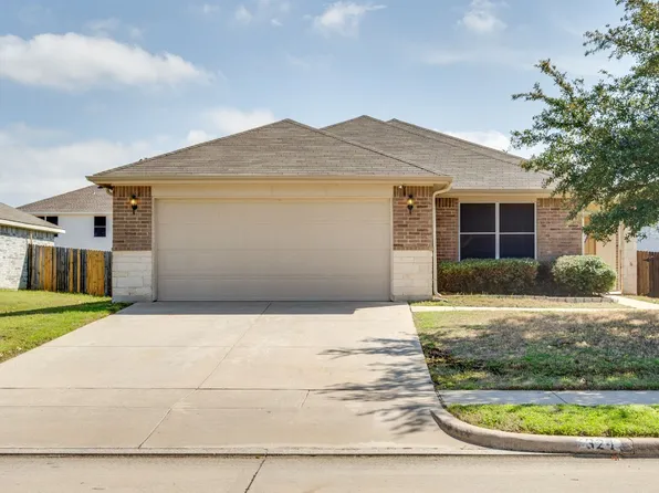 324 Saddlebrook Dr, Krum, TX 76249