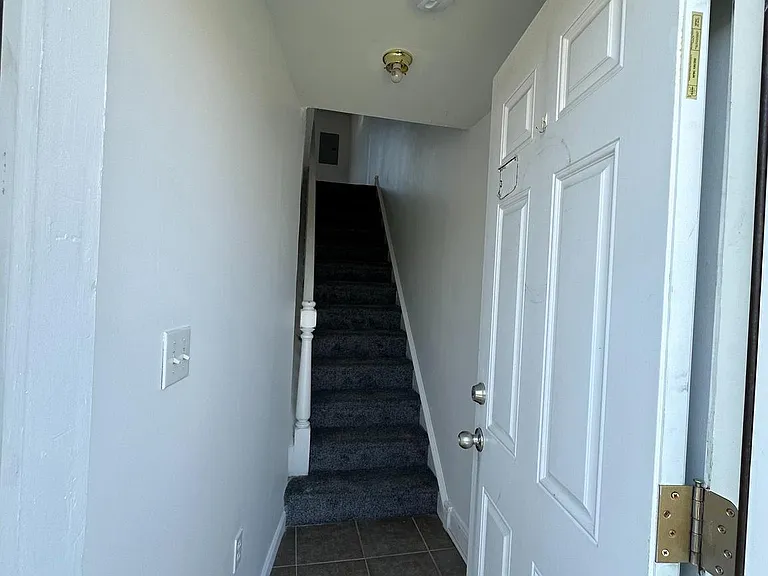 2078 Fraley St #2 — Photo 5