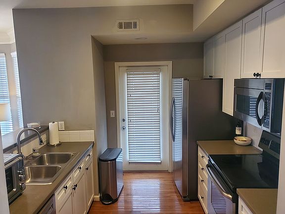 Door to 2nd floor deck