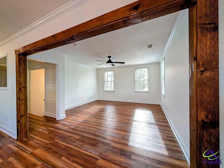 1108C Washington St — Photo 4