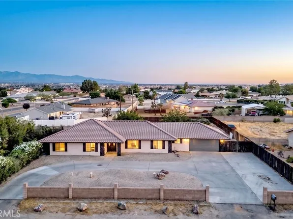 13786 Crow Rd, Apple Valley, CA 92307