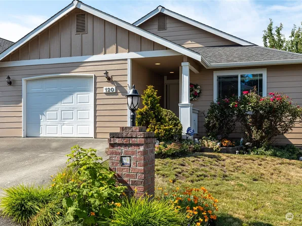 120 NW 12th Court, Oak Harbor, WA 98277