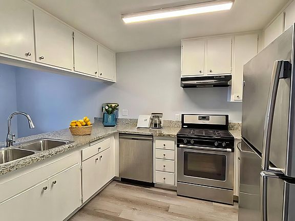 3rd image of 9586 W Ball Rd #204