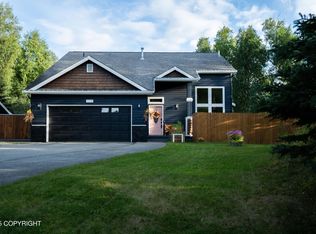 1110 W Sunrise Mountain Cir, Wasilla, AK 99654