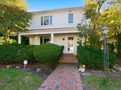 1053 Quentin Place, Woodmere, NY, 11598