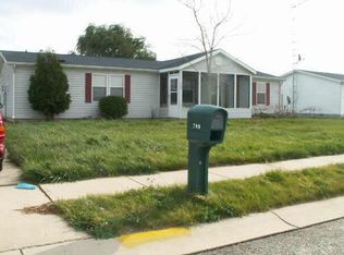 708 N Barbara Dr, Rushville, IN 46173
