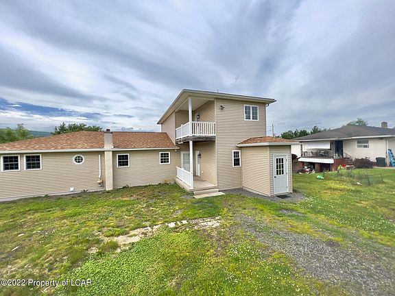 3rd image of 763 N Valley Ave