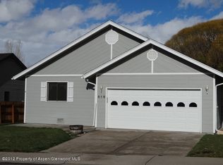 616 Ginseng Rd, New Castle, CO 81647