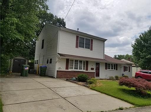 2nd image of 24 Fairfax Rd