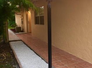 8002 SW 7th Ct, North Lauderdale, FL 33068