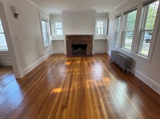 11 Clarendon Rd FLOOR 1, Belmont, MA 02478