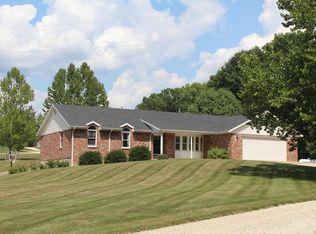 1422 Holzem Ln, Jefferson City, MO 65109