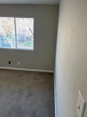 89 Fountainhead Ct — Photo 4