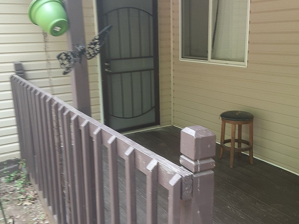 2nd image of 30 Tempie Dr #2