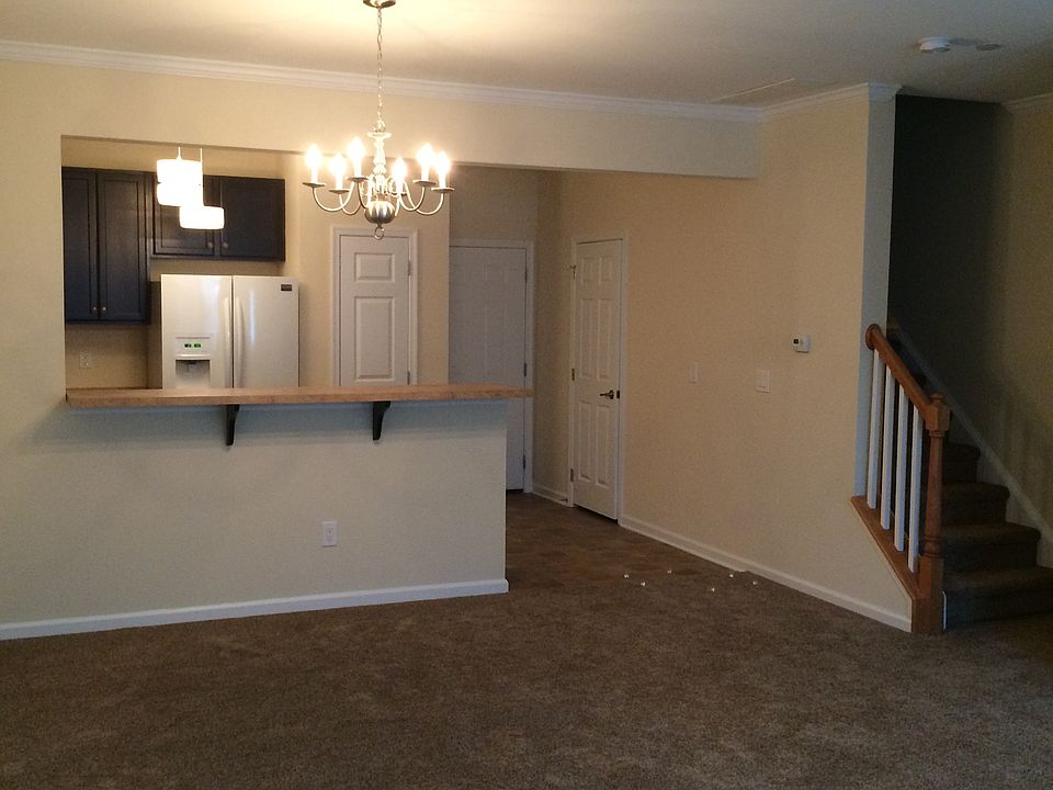1st image of 4467 Driftwood Dr