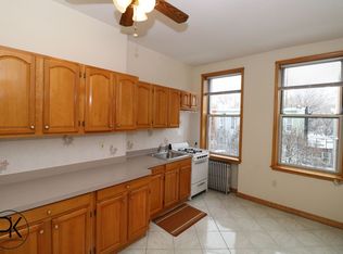 263 Kingsland Ave APT 3L, Brooklyn, NY 11222