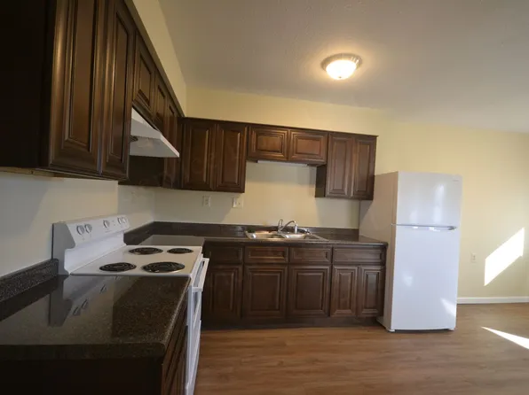 Cross Timbers Apartment, 28325 State Highway P #2, Cross Timbers, MO 65634