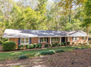 2350 Oxbow Cir, Stone Mountain, GA 30087