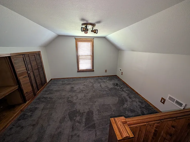 905 Fretz Rd — Photo 12