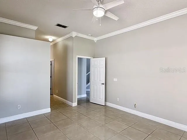 2300 The Oaks Blvd — Photo 22