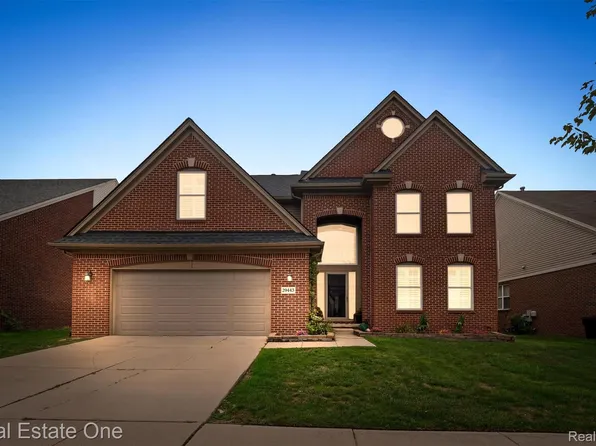 29443 Trailwood Dr, Warren, MI 48092