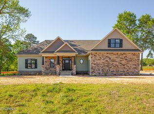 78 Cabin Creek Ln, Clinton, NC 28328