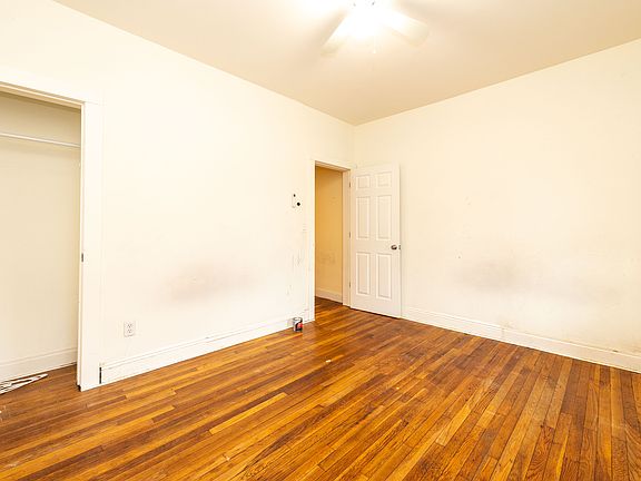 3rd image of 579 Nassau St Floor 1
