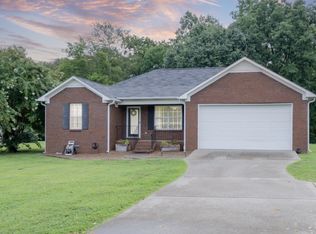 54 McDougal Rd, Fayetteville, TN 37334