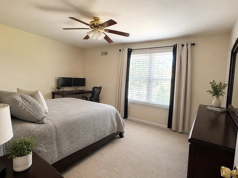 149 Picadilly Pl — Photo 13