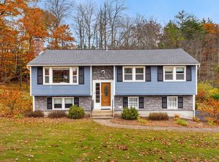 6 S Hills Dr, Bedford, NH 03110