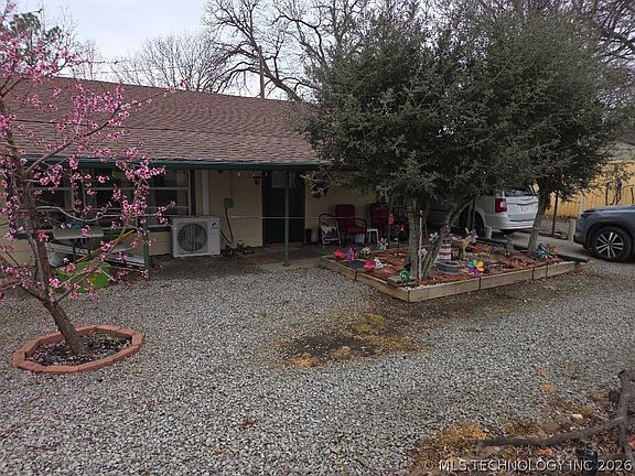 3rd image of 120290 S 4182nd Rd