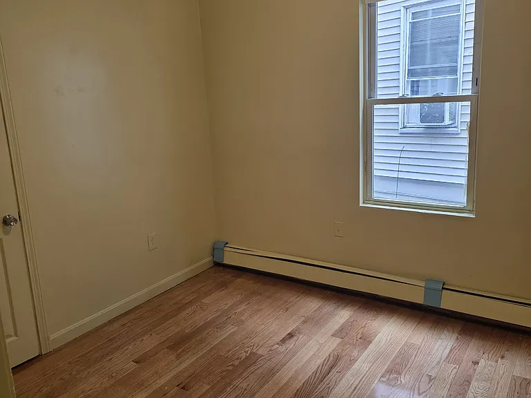 79 Ellington St #2 — Photo 3