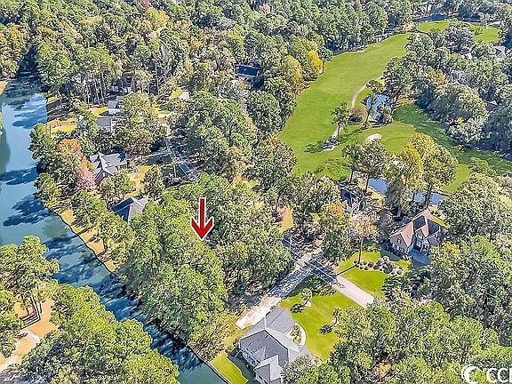 4th image of Hawthorn Dr