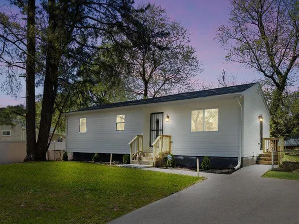 7002 Canyon Dr, Capitol Heights, MD 20743