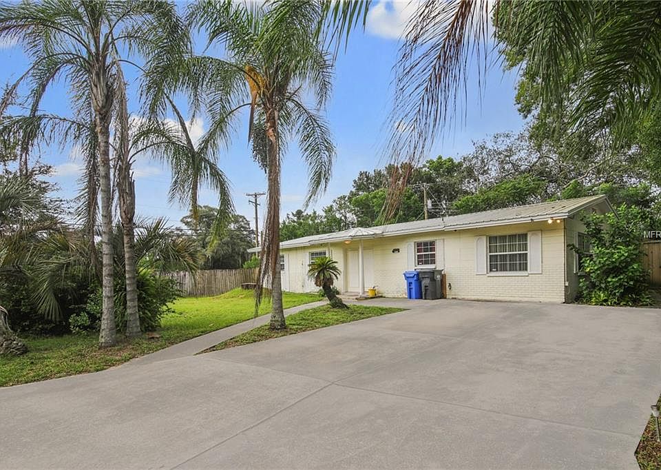 1st image of 902 Hardy Dr
