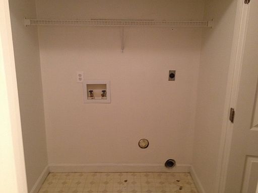 2nd image of 1105 W Parkway Ave APT 21