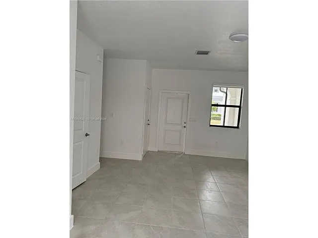 Building Photo - 28519 SW 134th Ct